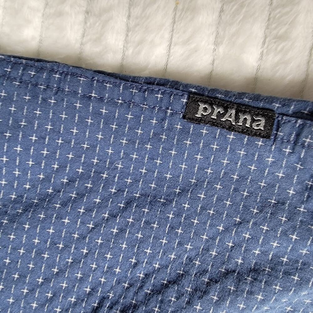 prAna Men’s Short Sleeve Button Up Shirt Blue Geometric‎ Print Casual Size XL - Picture 8 of 8